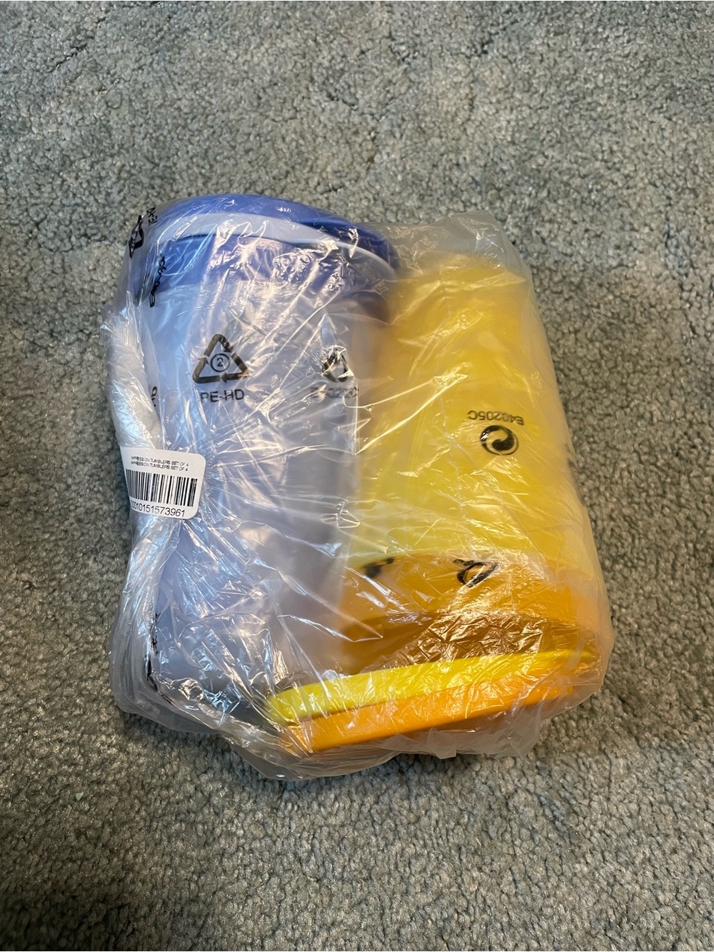 NWT Tupperware tumblers with lids